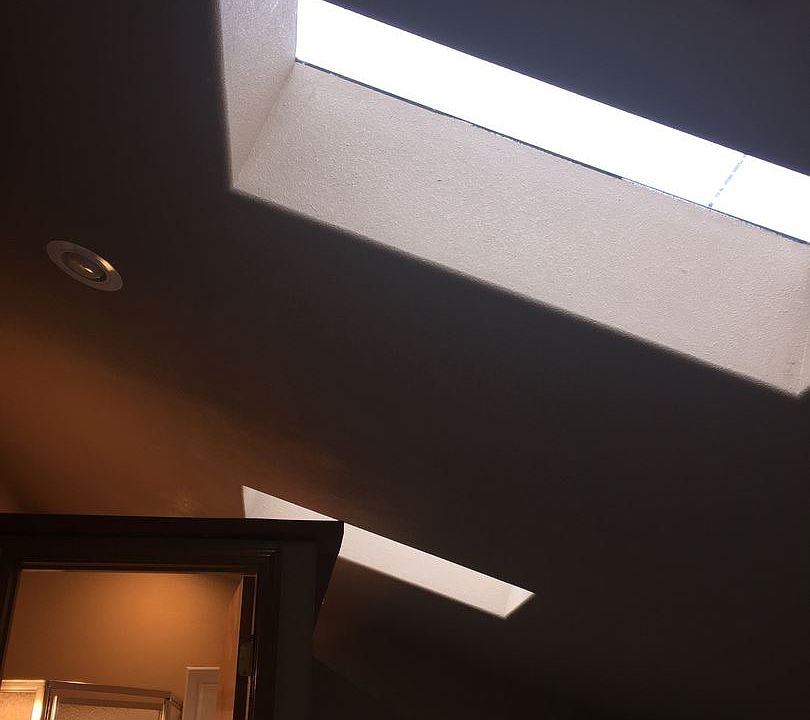 2nd image of 413 NW C St APT 5