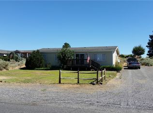 421 Edgewater Way SW, Mattawa, WA 99349