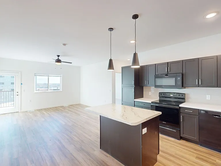 Sage Meadow Apartments & Townhomes — Photo 112