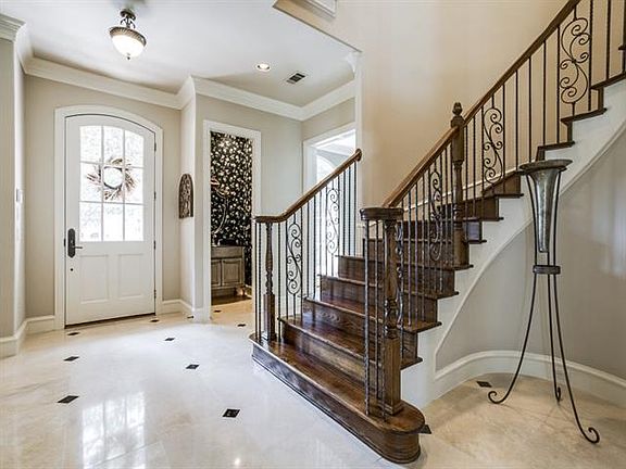 4th image of 6941 Forest Glen Blvd