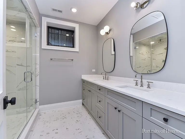 2135 N Lakewood Ave #1 — Photo 21