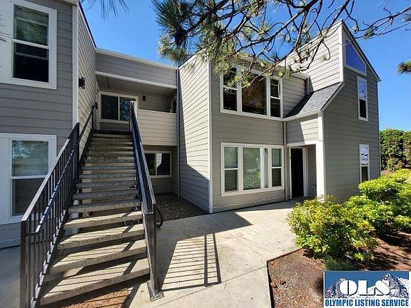 4th image of 426 E Lauridsen Blvd