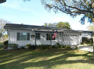 1610 Amberglen Dr, Dunedin, FL 34698