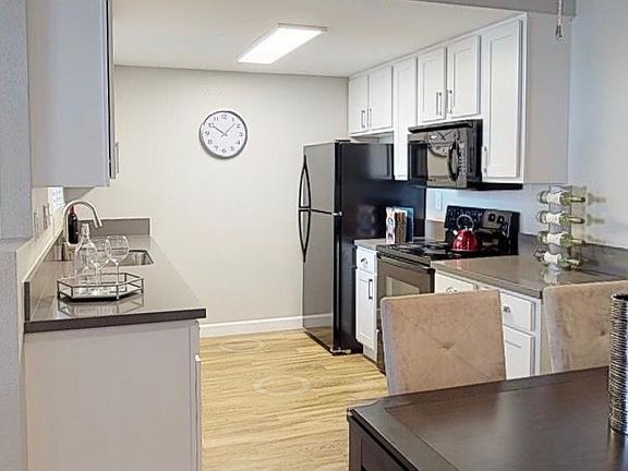 2nd image of 550 E Barham Dr APT 210