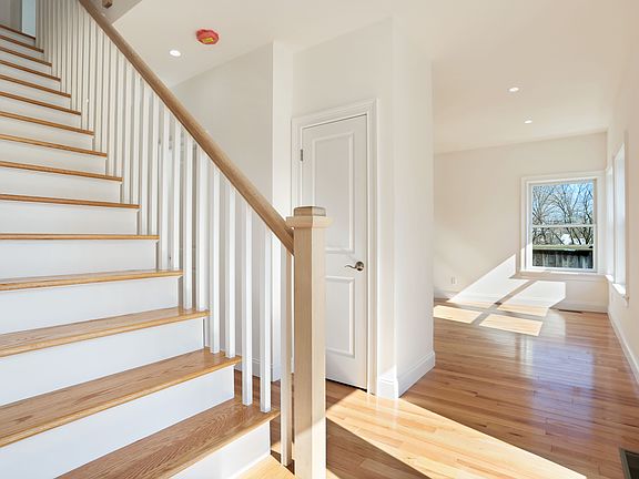 23 N Brook Rd Larchmont NY-print-012-16-012-4200x2803-300dpi.jpg