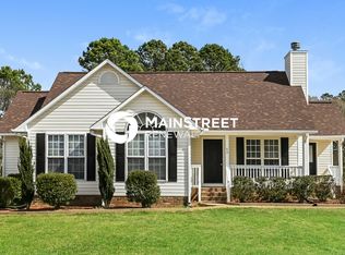 60 Knottingham Ct, Dunn, NC 28334