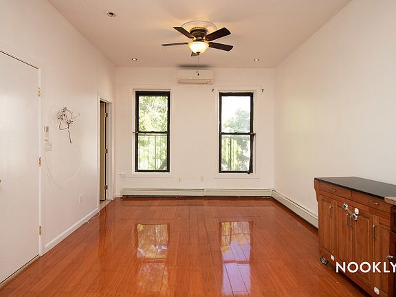 3rd image of 407 Classon Ave #2C