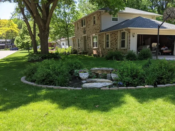 314 Seminole Ln, Green Bay, WI 54313