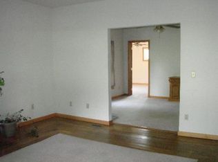 25 N Main St, Carsonville, MI 48419
