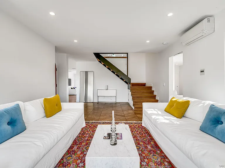 7135 Olivetas Ave — Photo 9