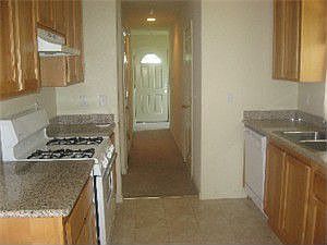 3rd image of 1524 Youngs Ave