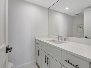 908 Bridgewood Pl, Boca Raton, FL 33434