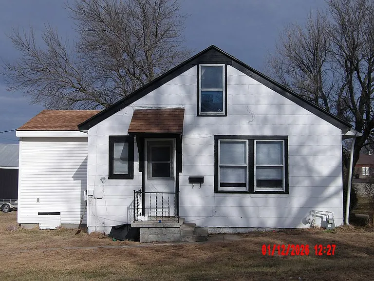 521 Main St — Photo 2