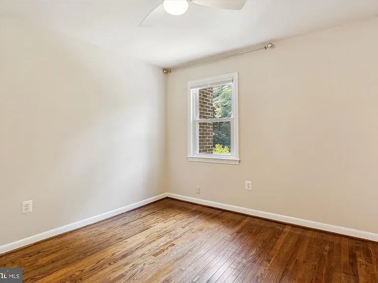 1804 Golf View Ct — Photo 15