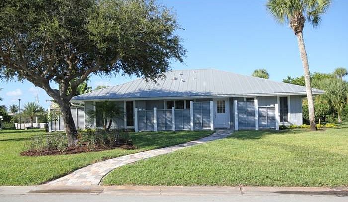 1st image of 1025 Treasure Ln