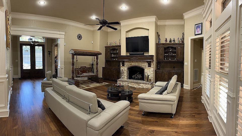 1st image of 2050 Stonegate Valley Dr