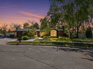 3545 E Avondale Dr, Cottonwood Heights, UT 84121