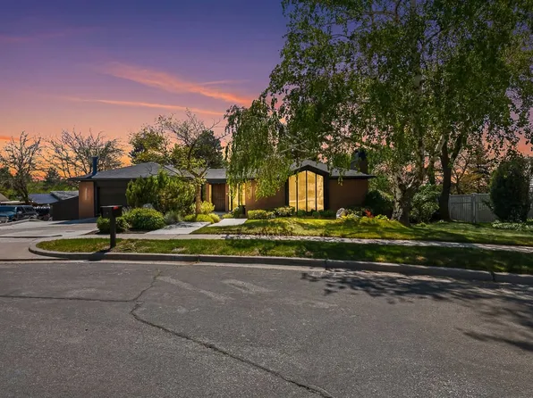 3545 E Avondale Dr, Cottonwood Heights, UT 84121