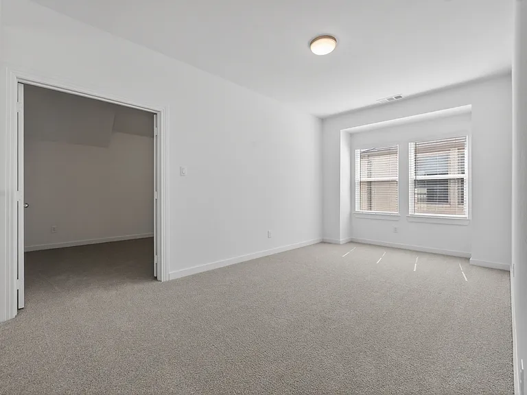 422 Firecrest Ln — Photo 26