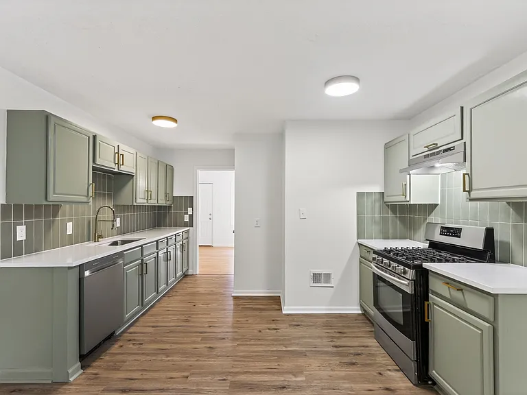6041 Walrond Ave — Photo 13