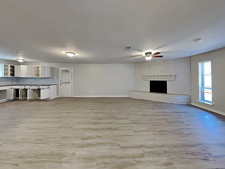 2138 Onetta Dr — Photo 4