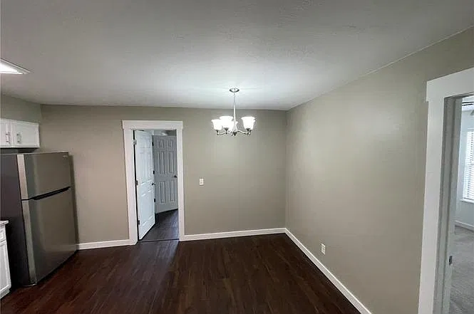 3 bed, 1329 sqft, $1,450 — Photo 2