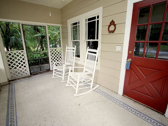 2nd image of 2110 4th Ave N