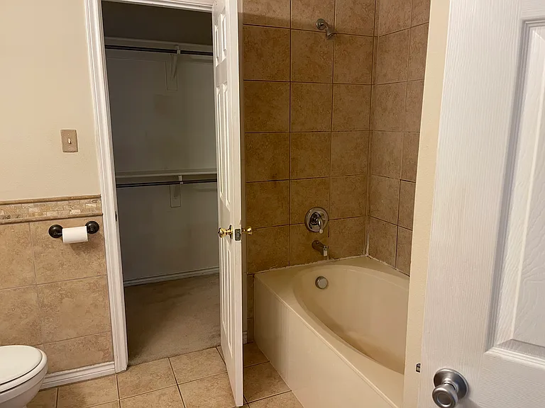 12641 Oceanside Dr — Photo 16