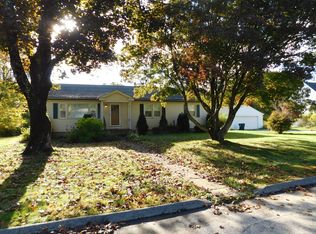 76 Elmwood Hts, Colchester, CT 06415