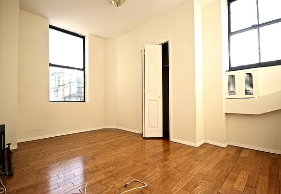 Rented by Rental Solutions Inc | media 10