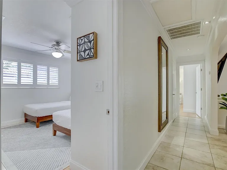2600 N Riverside Dr — Photo 21