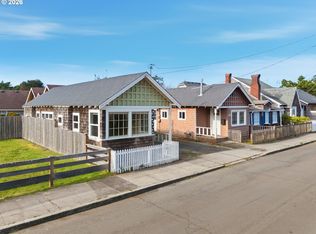 908/910 N Franklin St, Seaside, OR