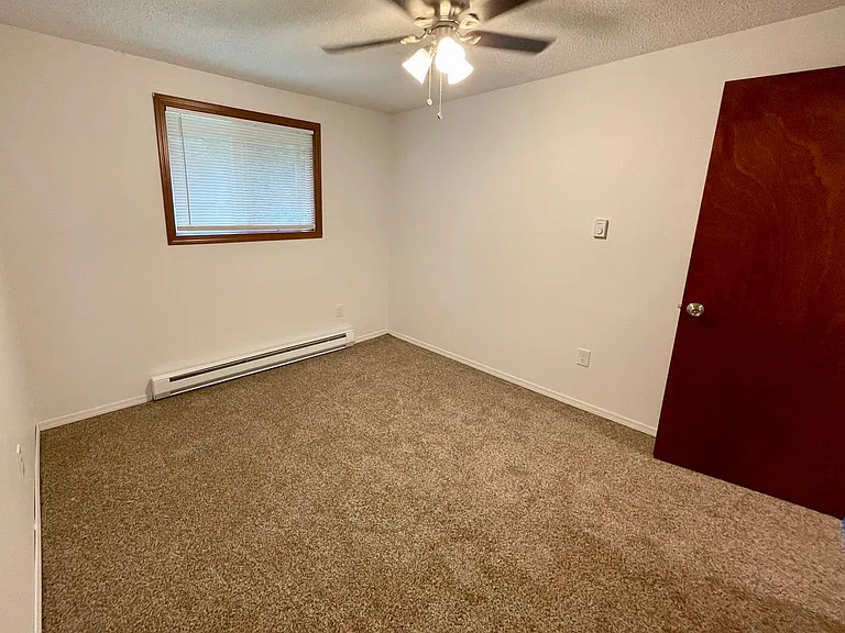 Hartson 8-Plex — Photo 16