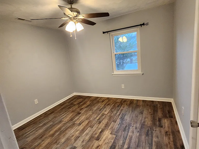 852 Parapet Rd — Photo 11