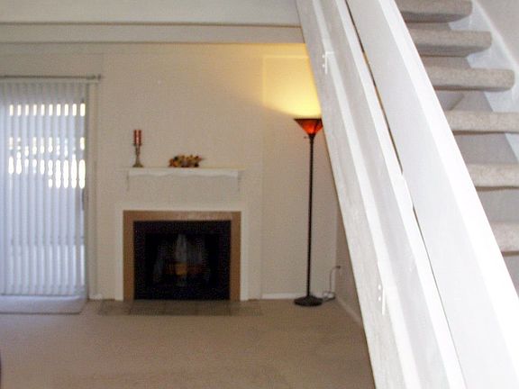 3rd image of 3250 Van Teylingen Dr APT D