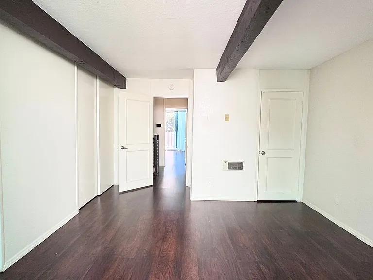 2404 Altisma Way #D — Photo 17