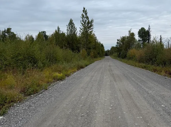 47002 S Susitna Dr, Talkeetna, AK 99676