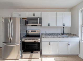13 Bettez St FLOOR 2, West Warwick, RI 02893