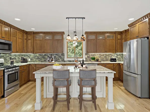 800 College St, Northfield, MN 55057