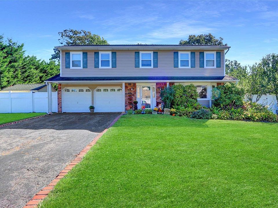 1st image of 195 Wedgewood Drive