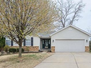 829 Crescent Ridge Dr, Valley Park, MO
