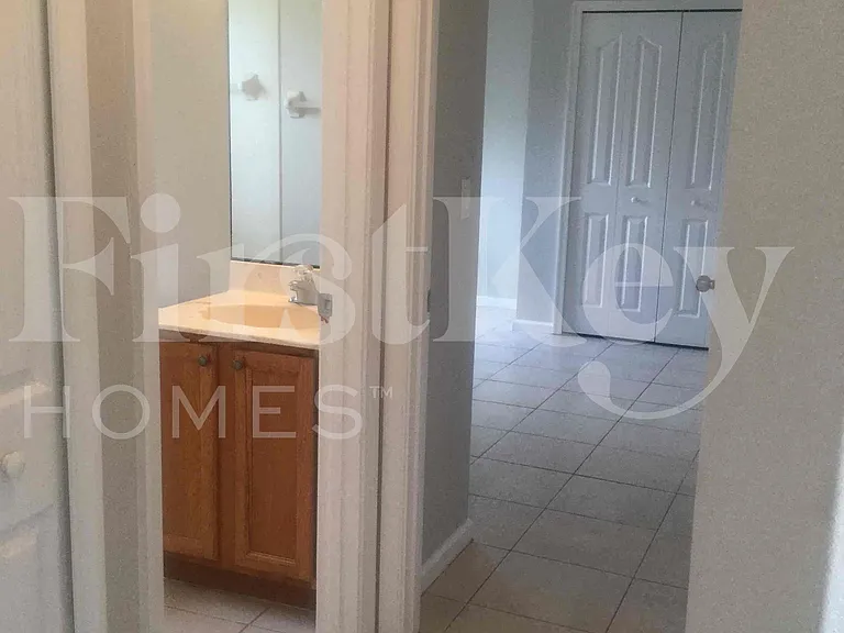 662 SW Sandbar Ter — Photo 16