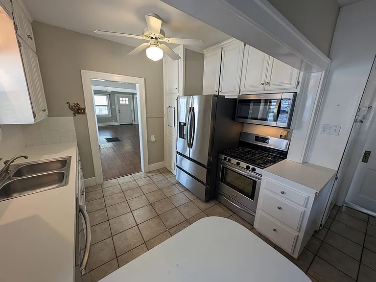 1244 S Gary Ave — Photo 9