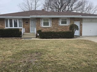 447 Dennis Ave, Bradley, IL