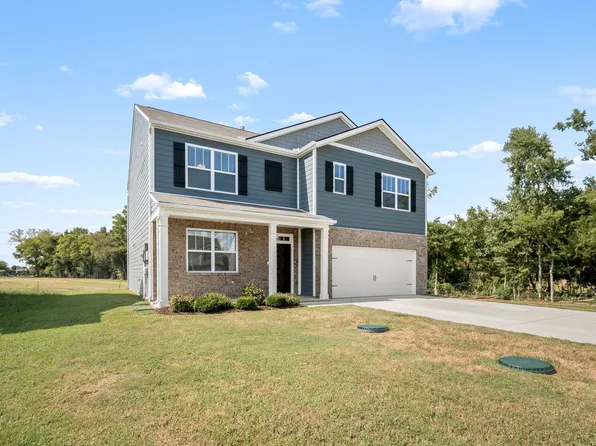 9039 Copenhagen Dr, Murfreesboro, TN 37129