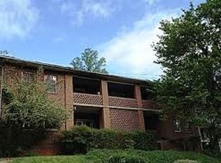 1725 Jefferson Park Ave APT 2, Charlottesville, VA 22903