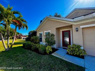 203 Briarcliff Cir, Sebastian, FL 32958