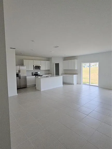 3383 Alexander Dr — Photo 3