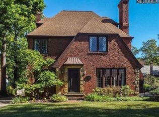 2451 Dysart Rd, University Heights, OH 44118