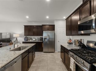 7215 Dazzle Point St, North Las Vegas, NV 89084